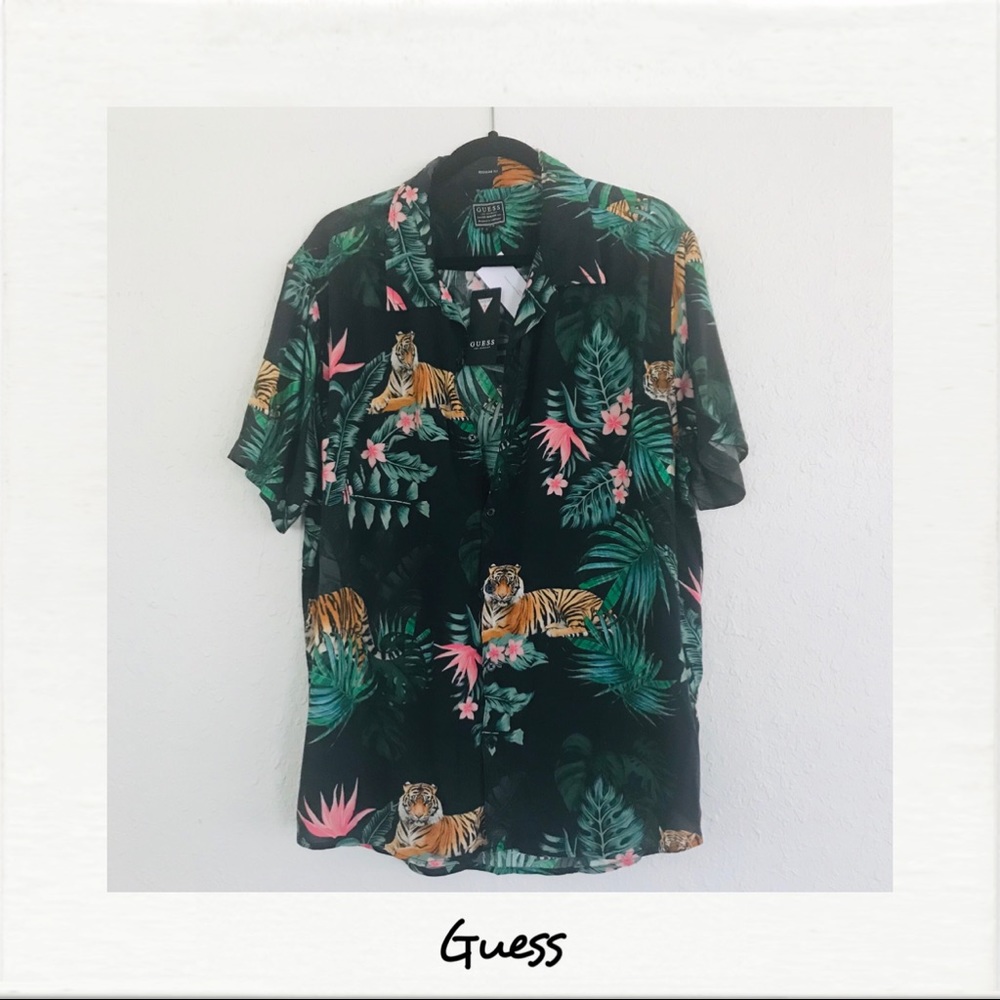Guess Button Down Jungle Print Shirt NWT